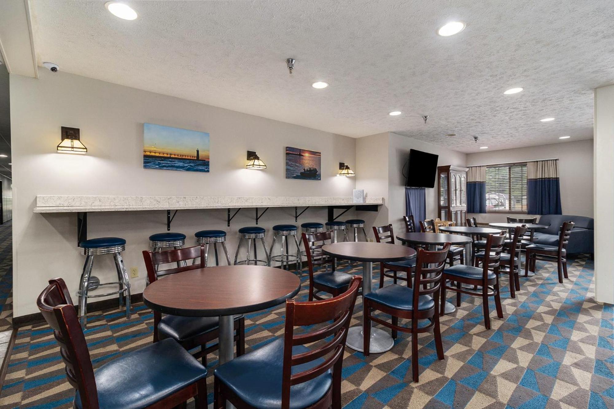 马尼斯蒂麦克罗特客栈及套房酒店 外观 照片
